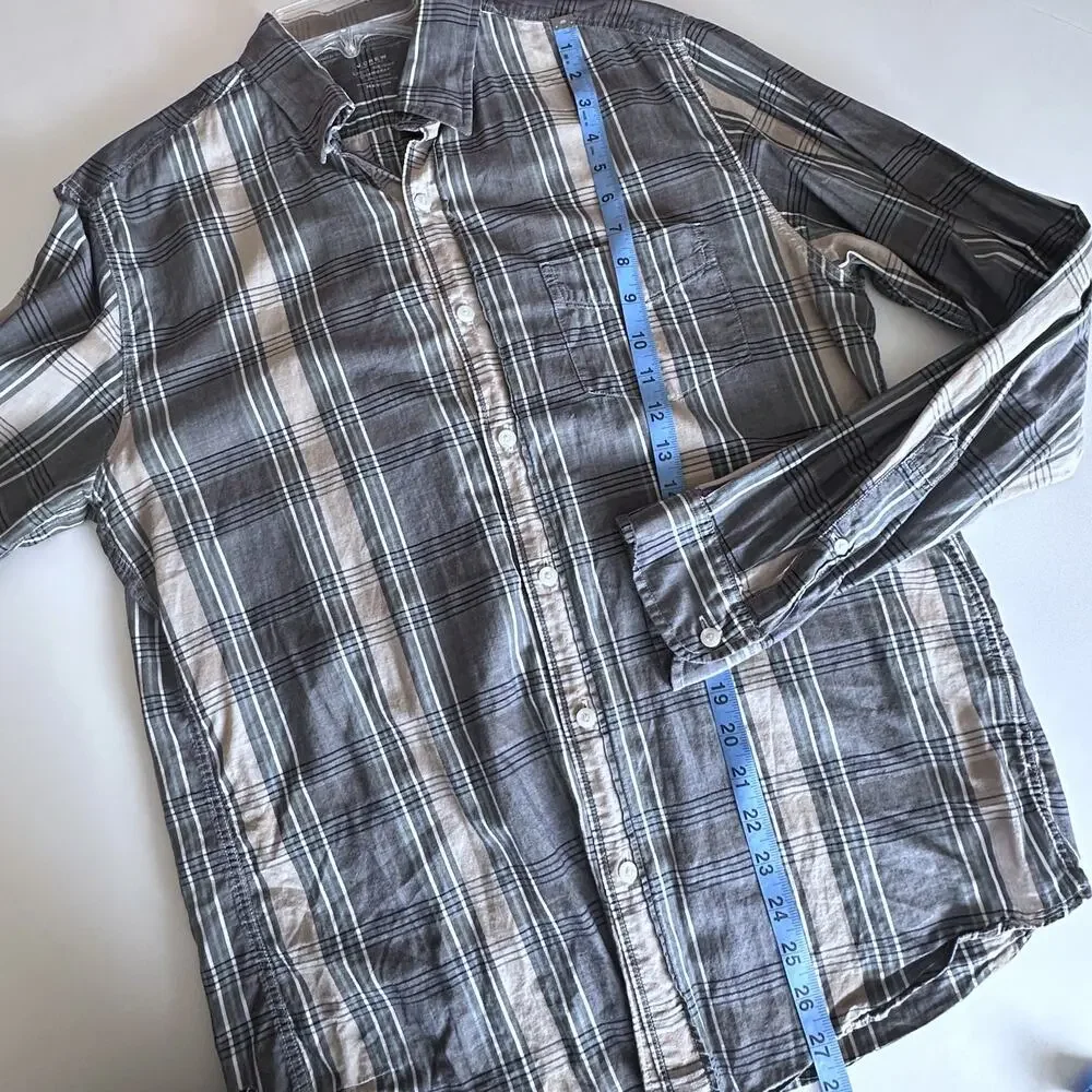 J. Crew Lightweight Chambray Shirt Mens Medium Deep Ultramarine Plaid Button